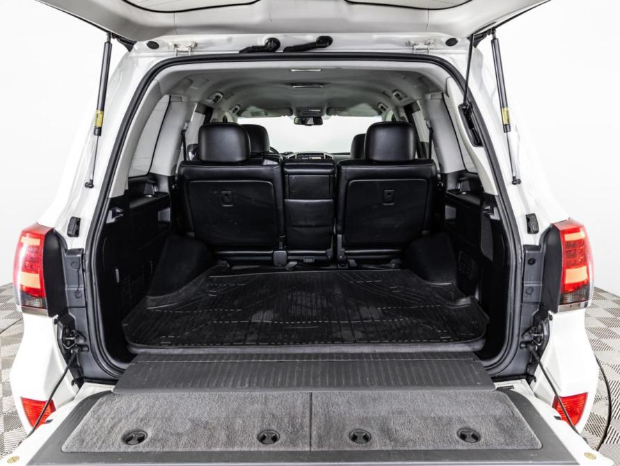 Toyota Land Cruiser 200 Series Рестайлинг 1 Санкт-Петербург  - изображение 28