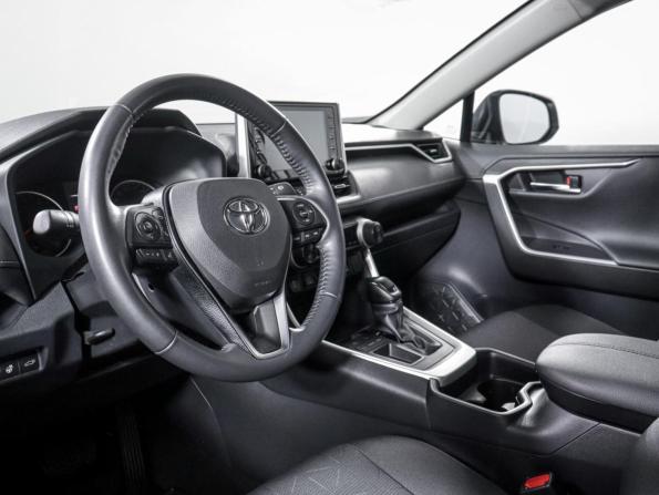 Toyota RAV4 V (XA50) с пробегом 2020 года, цена 3 449 000 рублей, 5000 км, внедорожник, Автокод Объявления