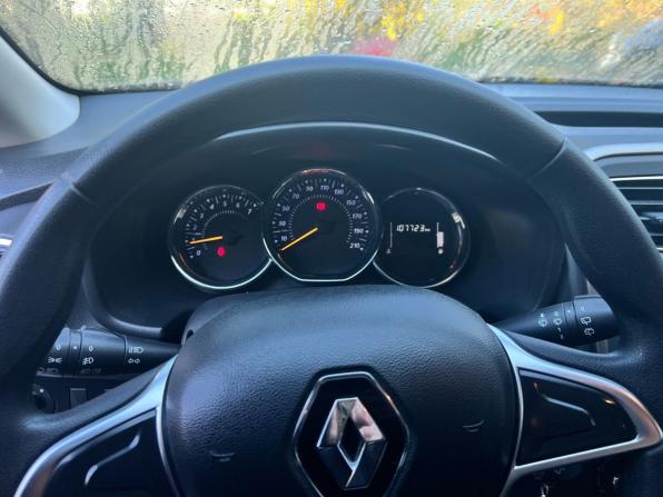 Renault Sandero II Рестайлинг с пробегом 2020 года, цена 1 167 000 рублей, 107000 км, хэтчбек, Автокод Объявления