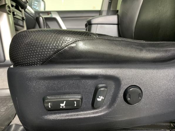 Toyota Land Cruiser Prado 150 Series с пробегом 2011 года, цена 2 125 000 рублей, 209850 км, внедорожник, Автокод Объявления