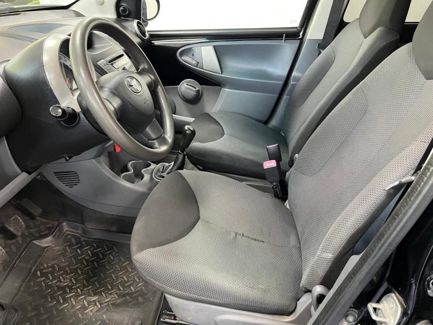 Toyota Aygo I Киров  - изображение 8