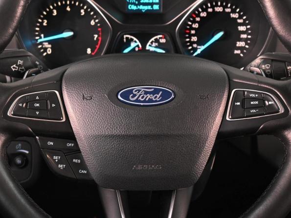 Ford Kuga II Рестайлинг с пробегом 2018 года, цена 1 349 000 рублей, 206883 км, внедорожник, Автокод Объявления