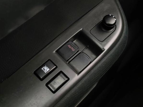 Suzuki Swift III с пробегом 2010 года, цена 649 000 рублей, 163201 км, хэтчбек, Автокод Объявления
