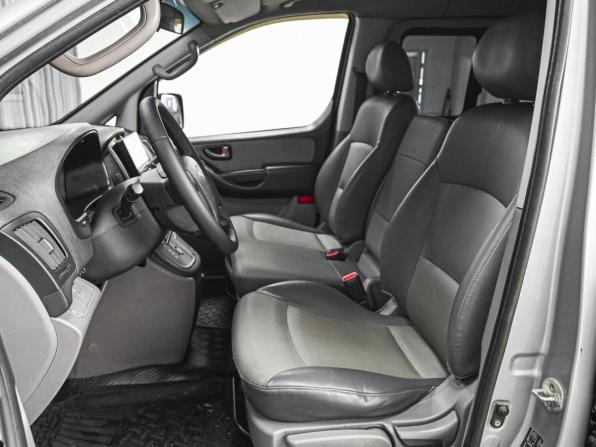 Hyundai Grand Starex I с пробегом 2011 года, цена 1 599 000 рублей, 175381 км, минивэн, Автокод Объявления