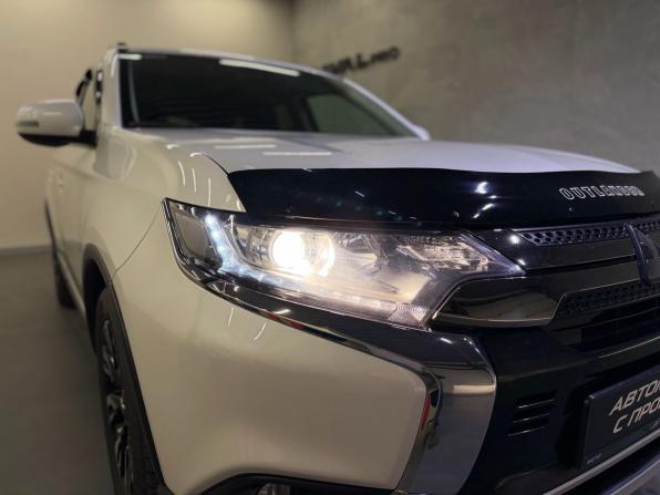 Mitsubishi Outlander III Рестайлинг 3 с пробегом 2021 года, цена 2 499 000 рублей, 46125 км, внедорожник, Автокод Объявления