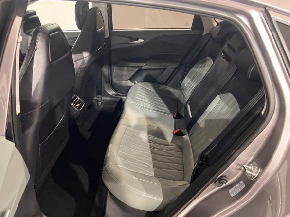 Changan Lamore с пробегом 2023 года, цена 2 099 000 рублей, 31118 км, седан, Автокод Объявления