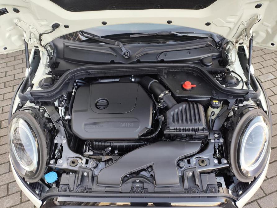 Mini Hatch III (F55/F56) Рестайлинг 2 Санкт-Петербург  - изображение 10