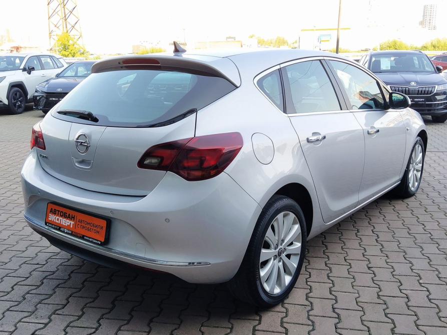 Opel Astra J Рестайлинг Екатеринбург  - изображение 4