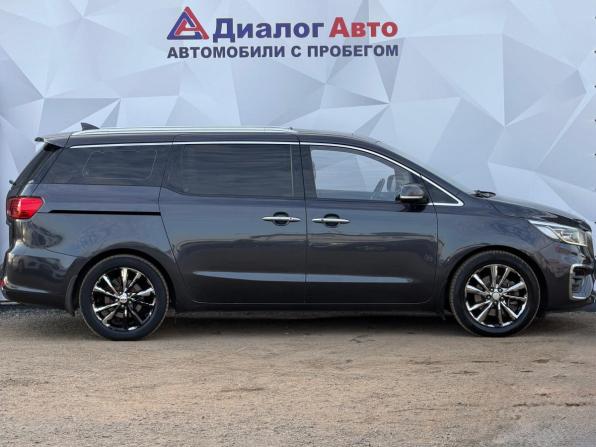 Kia Carnival III с пробегом 2018 года, цена 2 500 000 рублей, 212320 км, минивэн, Автокод Объявления