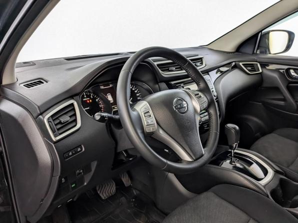 Nissan Qashqai II с пробегом 2018 года, цена 1 645 000 рублей, 120660 км, внедорожник, Автокод Объявления
