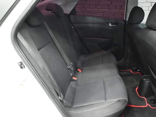 Hyundai Solaris II с пробегом 2017 года, цена 1 170 000 рублей, 178074 км, седан, Автокод Объявления