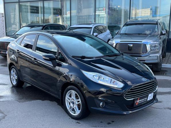 Ford Fiesta Mk6 Рестайлинг с пробегом 2016 года, цена 890 000 рублей, 70564 км, седан, Автокод Объявления