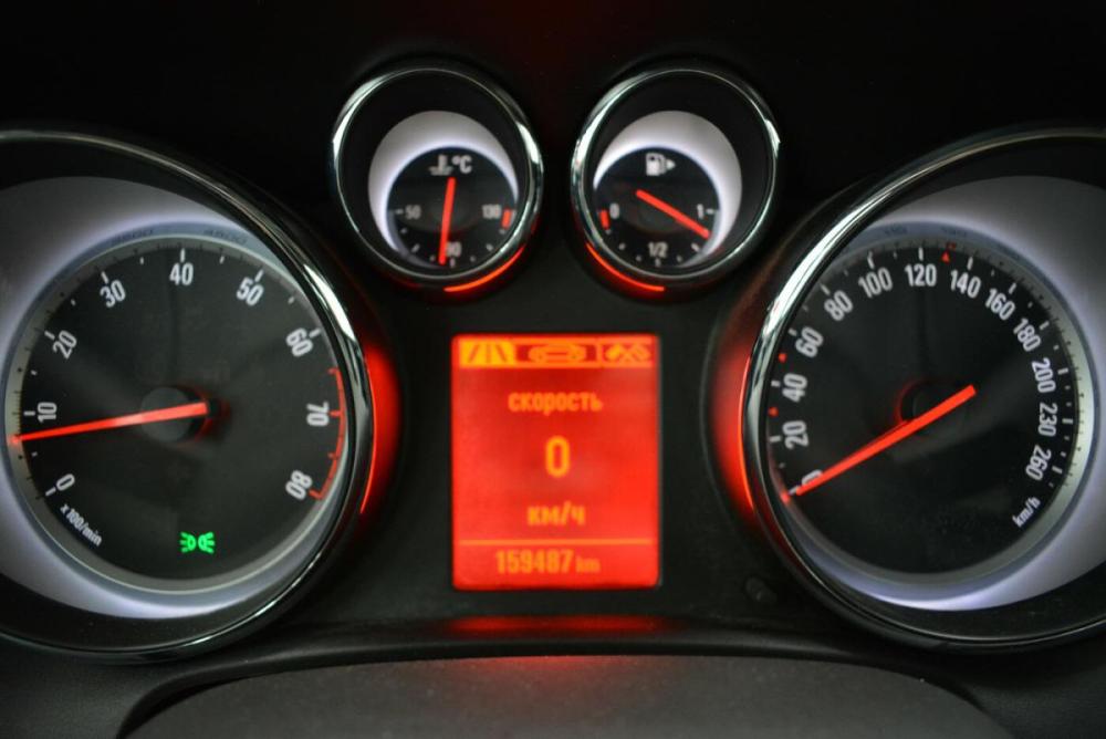 Opel Astra J Рестайлинг Киров  - изображение 8