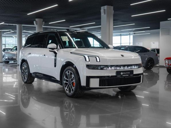 Lynk &amp; Co 900 с пробегом 2026 года, цена 8 500 000 рублей, 42 км, внедорожник, Автокод Объявления