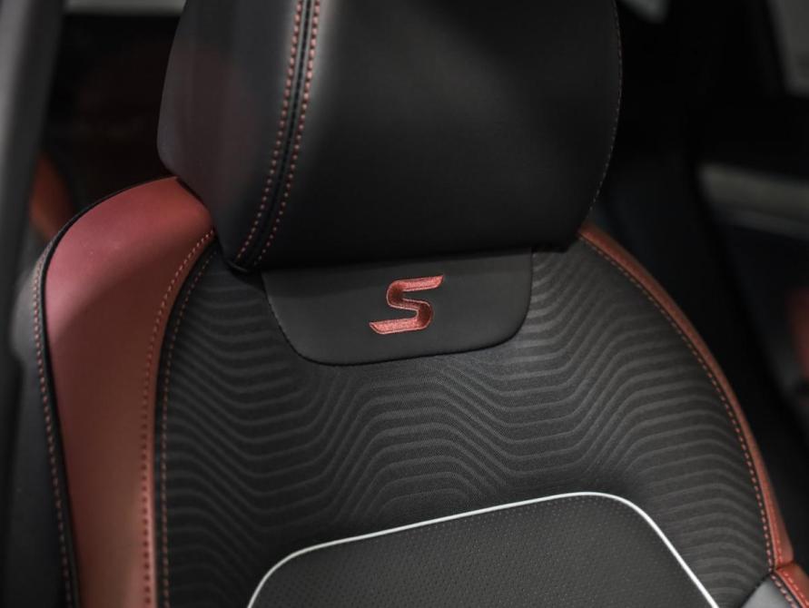 Geely Coolray I Санкт-Петербург  - изображение 27