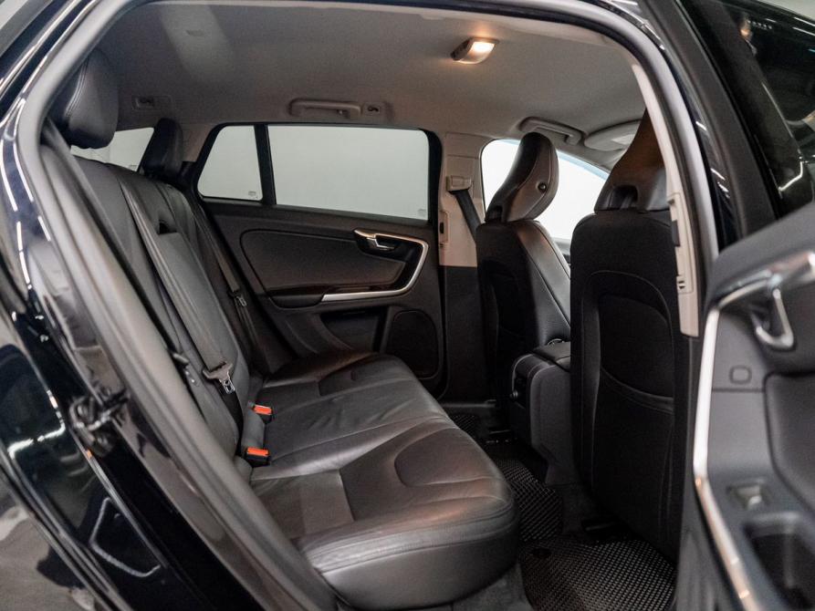 Volvo V60 I Красноярск  - изображение 8