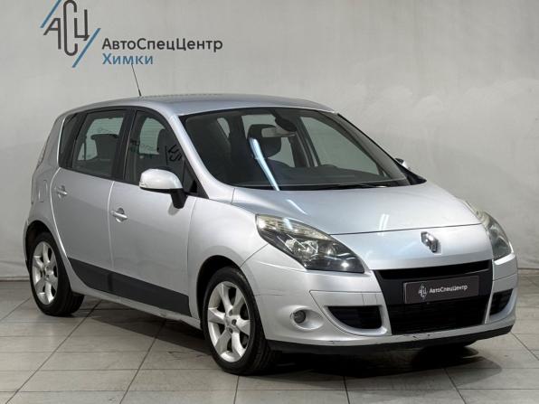 Renault Scenic III с пробегом 2010 года, цена 669 800 рублей, 307000 км, компактвэн, Автокод Объявления