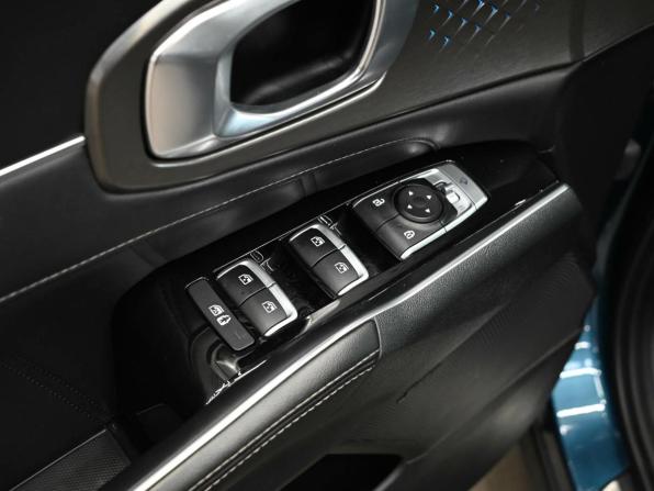 Kia Sorento IV с пробегом 2021 года, цена 4 050 000 рублей, 97270 км, внедорожник, Автокод Объявления