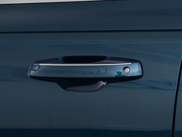 Geely Monjaro I с пробегом 2023 года, цена 3 149 046 рублей, 42243 км, внедорожник, Автокод Объявления