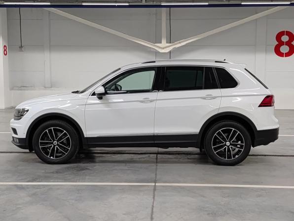 Volkswagen Tiguan II с пробегом 2018 года, цена 2 384 000 рублей, 136283 км, внедорожник, Автокод Объявления