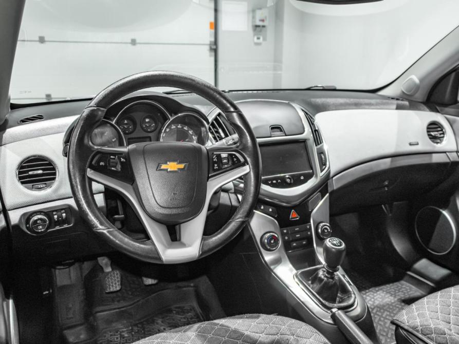 Chevrolet Cruze I Рестайлинг Екатеринбург  - изображение 11
