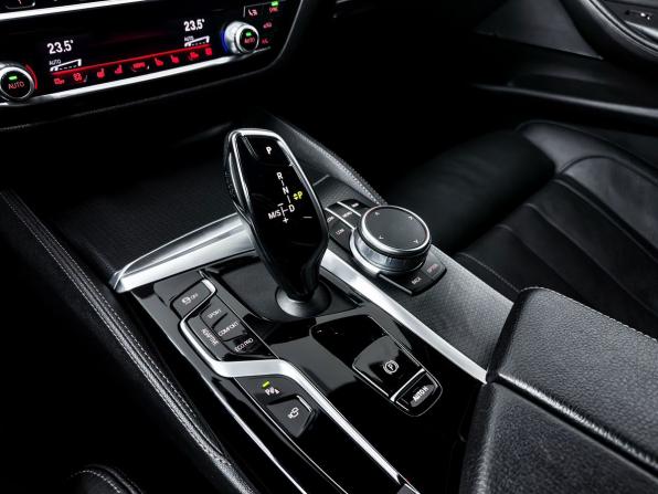 BMW 5 серии VII (G30/G31/G38) Рестайлинг с пробегом 2020 года, цена 4 450 000 рублей, 185765 км, седан, Автокод Объявления