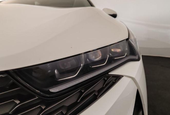 Kia K5 III с пробегом 2021 года, цена 2 650 000 рублей, 91586 км, седан, Автокод Объявления