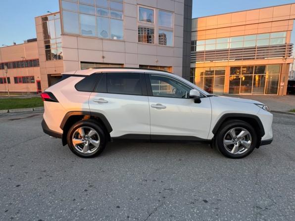 Toyota RAV4 V (XA50) с пробегом 2019 года, цена 3 490 000 рублей, 90264 км, внедорожник, Автокод Объявления