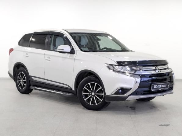 Mitsubishi Outlander III Рестайлинг 2 с пробегом 2018 года, цена 2 035 000 рублей, 71986 км, внедорожник, Автокод Объявления