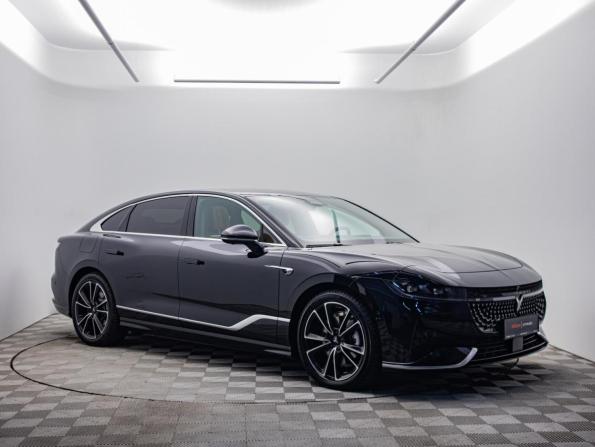 Voyah Passion I с пробегом 2026 года, цена 4 980 000 рублей, 4800 км, седан, Автокод Объявления