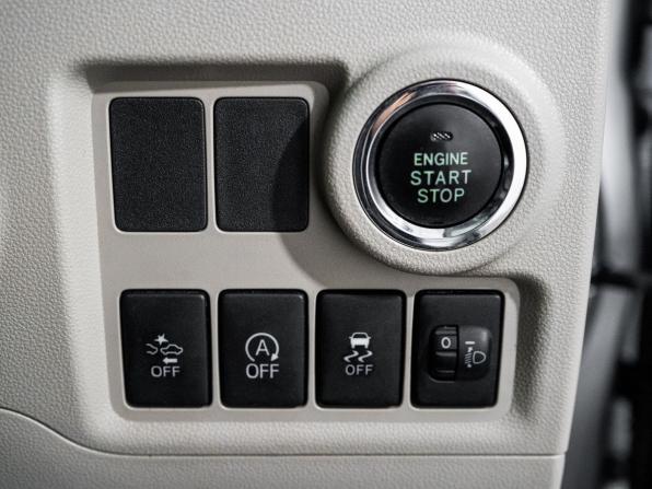 Toyota Passo III с пробегом 2016 года, цена 689 500 рублей, 95844 км, хэтчбек, Автокод Объявления