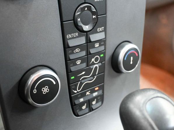 Volvo S40 II Рестайлинг с пробегом 2007 года, цена 799 900 рублей, 181000 км, седан, Автокод Объявления