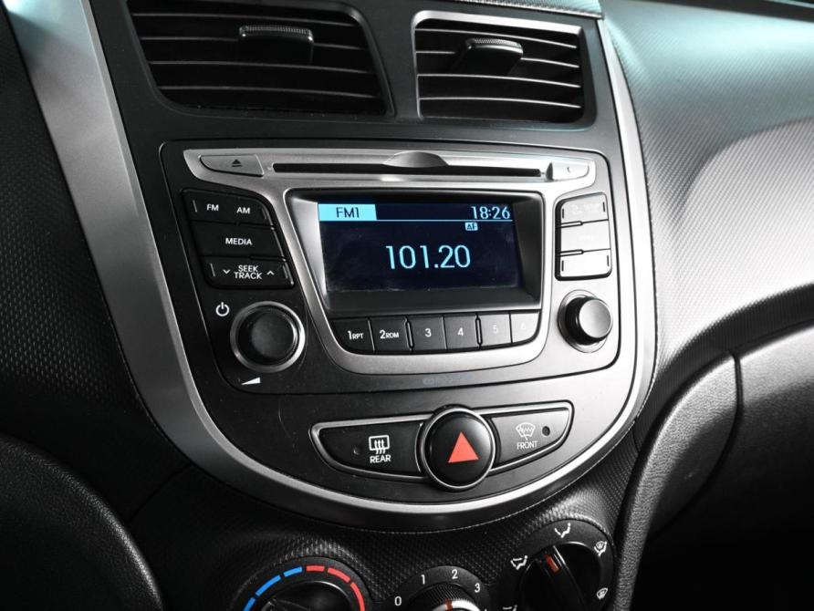 Hyundai Solaris I Рестайлинг Ростов-на-Дону  - изображение 13