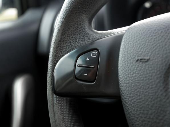 Renault Sandero II с пробегом 2015 года, цена 849 000 рублей, 71349 км, хэтчбек, Автокод Объявления