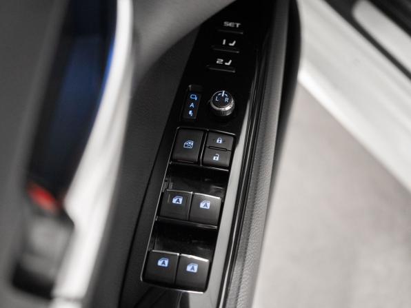 Toyota Camry VIII (XV70) с пробегом 2019 года, цена 2 550 000 рублей, 158000 км, седан, Автокод Объявления