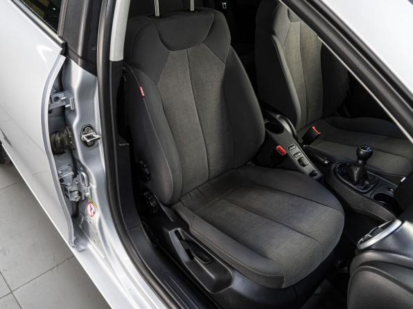 SEAT Leon II Рестайлинг с пробегом 2011 года, цена 699 000 рублей, 195227 км, хэтчбек, Автокод Объявления