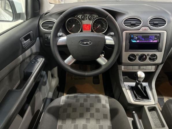 Ford Focus II Рестайлинг с пробегом 2008 года, цена 425 000 рублей, 234380 км, седан, Автокод Объявления