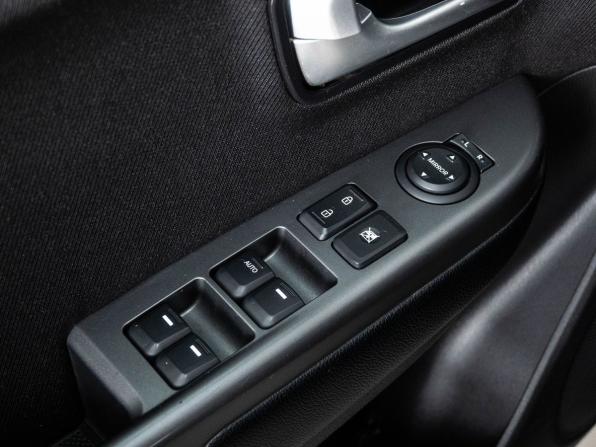 Kia Rio III Рестайлинг с пробегом 2015 года, цена 1 248 000 рублей, 64500 км, хэтчбек, Автокод Объявления