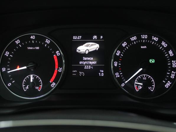 Skoda Octavia IV (A8) с пробегом 2021 года, цена 1 979 900 рублей, 179624 км, лифтбек, Автокод Объявления