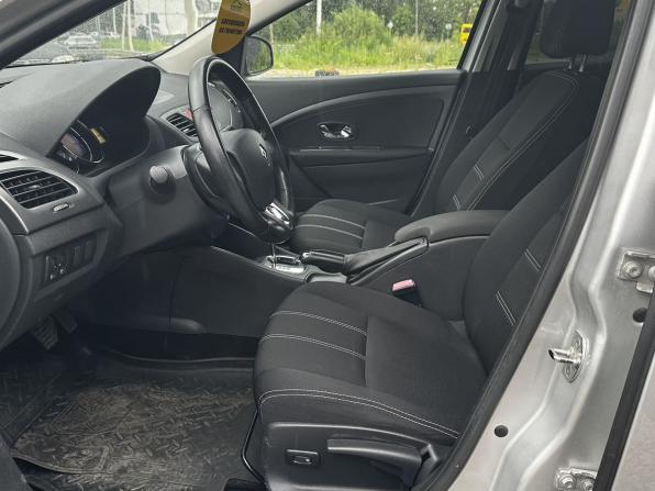 Renault Megane III Рестайлинг с пробегом 2014 года, цена 750 000 рублей, 130000 км, хэтчбек, Автокод Объявления