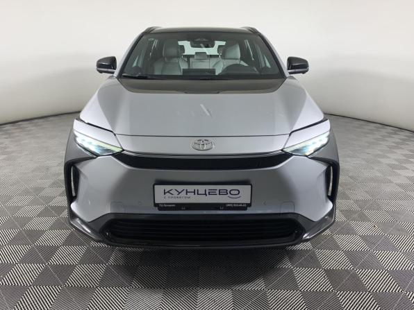 Toyota bZ4X I с пробегом 2022 года, цена 3 190 000 рублей, 33700 км, внедорожник, Автокод Объявления