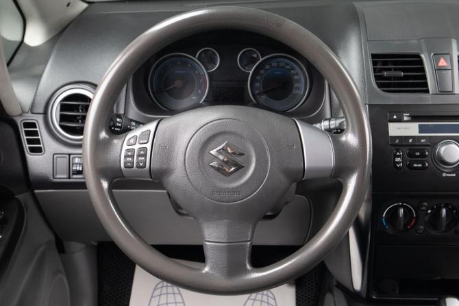 Suzuki SX4 I (Classic) Рестайлинг с пробегом 2013 года, цена 899 000 рублей, 153861 км, хэтчбек, Автокод Объявления