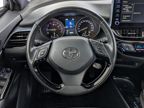 Toyota C-HR I Рестайлинг с пробегом 2021 года, цена 2 550 000 рублей, 56106 км, внедорожник, Автокод Объявления