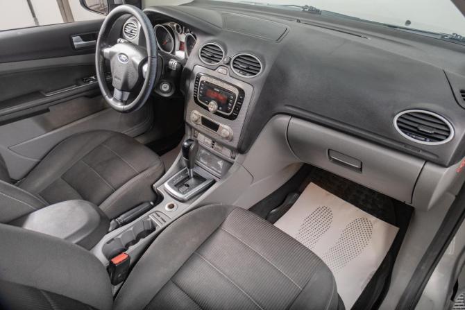 Ford Focus II Рестайлинг с пробегом 2011 года, цена 629 000 рублей, 204000 км, седан, Автокод Объявления