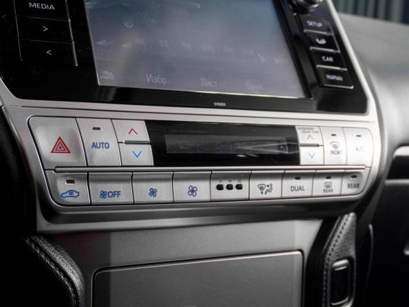 Toyota Land Cruiser Prado 150 Series Рестайлинг 2 с пробегом 2020 года, цена 4 499 000 рублей, 193276 км, внедорожник, Автокод Объявления