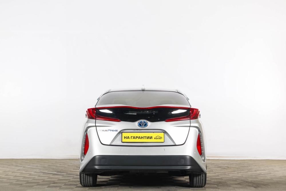 Toyota Prius IV (XW50) Тюмень  - изображение 6