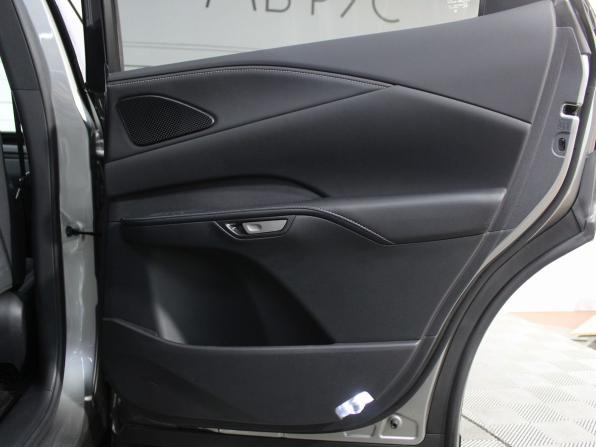 Lexus RX V с пробегом 2025 года, цена 7 800 000 рублей, 10838 км, внедорожник, Автокод Объявления