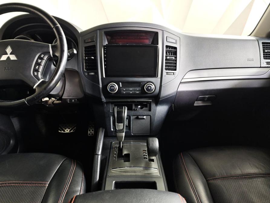 Mitsubishi Pajero IV Рестайлинг 1 Москва  - изображение 14