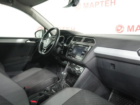 Volkswagen Tiguan II с пробегом 2018 года, цена 2 658 000 рублей, 80129 км, внедорожник, Автокод Объявления