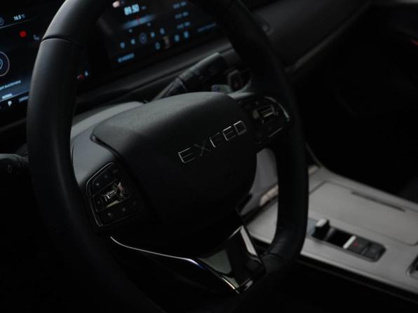 Exeed TXL I Рестайлинг с пробегом 2023 года, цена 2 349 444 рубля, 24954 км, внедорожник, Автокод Объявления